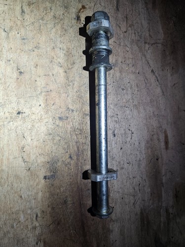 Axe roue arriere honda - de,