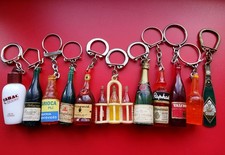 LOT 11 PORTE CLES PUB