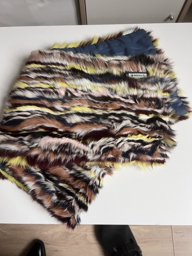 Armani real fur - real,