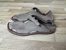 Cydwoq Women’s Taupe Leather