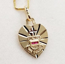 Pendentif médaille d'amour or 18k "+ qu'hier - que demain" AUGIS - La Passionnée