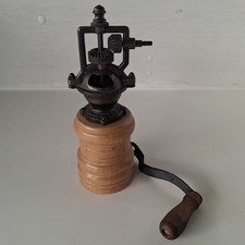 Moulin à poivre vintage à