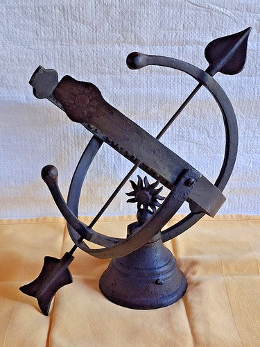 Ancien cadran solaire fer - solaire, en
