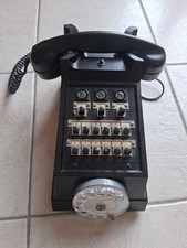 Ancien téléphone standard