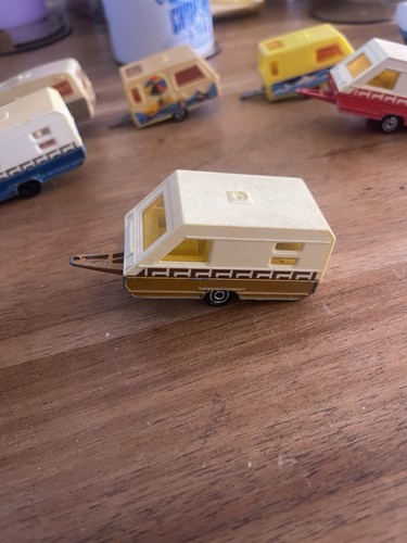 Ancienne caravane 70 - caravane, 1/70