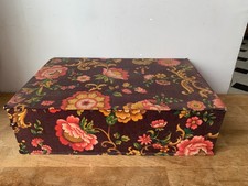 ancienne  boite à couture  en
