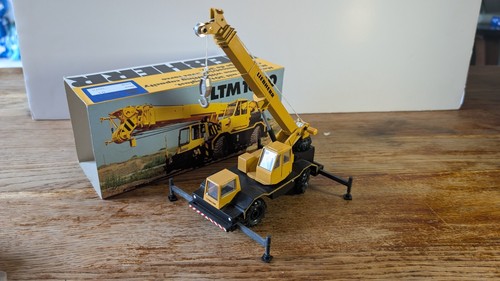 Conrad grue mobile - grue,