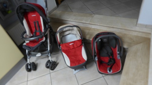 Poussette trio peg - poussette, 2009