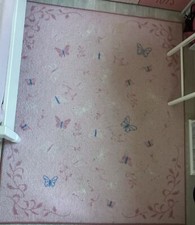 Tapis Rose Avec Papillons