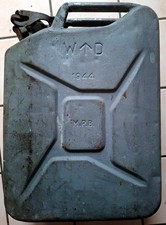 Jerrycan carburant anglais