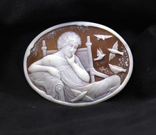 Beau Naturel Cameo Forme Agate
