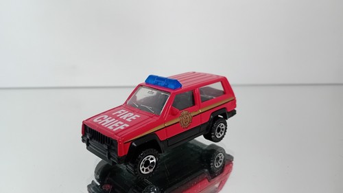 Matchbox jeep cherokee fire - jeep,