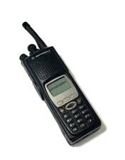 MOTOROLA XTS5000 III UHF 450-520mhz DIGITAL RADIO H18SDH9PW7AN