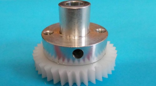 Roue dentée pour machines - dentée, À