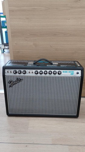 Fender guitar amp custom - guitar,