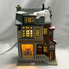LeMax Christmas Village Lighted House Nelson’s Photography 2002 Rare Vintage