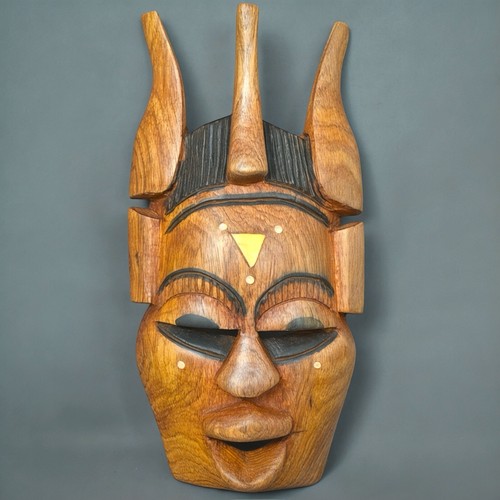 Masque ethnique africain - , en