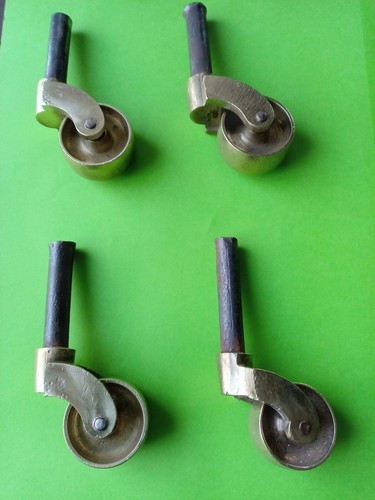Lot anciennes roulettes - 4,