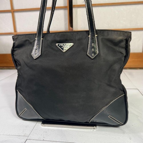 Sac main fourre tout prada - à,