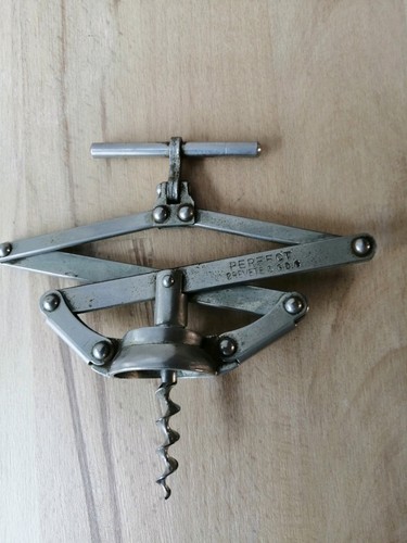 Antique corkscrew type