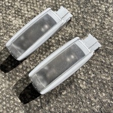 TWO X GENUINE VW GOLF MK 5  INTERIOR SUNVISOR VANITY LIGHTS SERI NUM 1K0 947 109