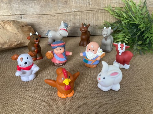 726 lot 10 figurines - 10,