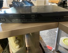 Cisco - C888-K9 Router - WLAN