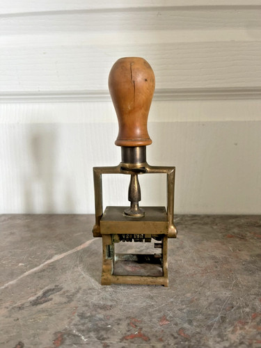 Ancien tampon encreur - ancien,