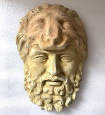 Sculpture En Pierre Composés