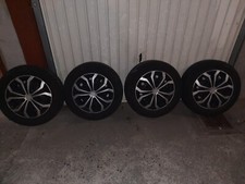 Vends 4 jantes toles sur pneus