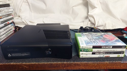 Xbox 360 slim 250gb - 250gb, avec