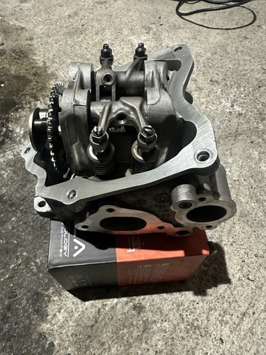 Culasse vespa 300 gts 2023 - vespa,