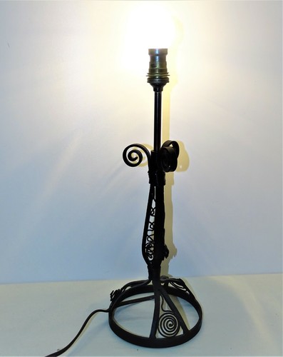 Joli grand pied - pied, pour