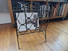 Porte Revue Vintage Design Fer