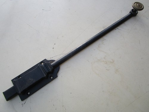 Targette fer peint noir - , longue