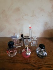 Bouteilles De Parfum Vides