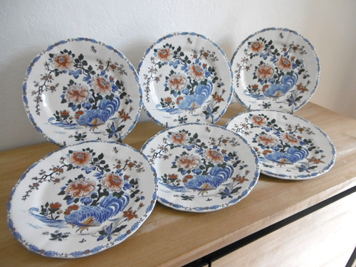 Six assiettes plates - plates, faience