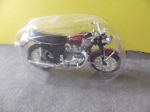Moto triumph par - ,