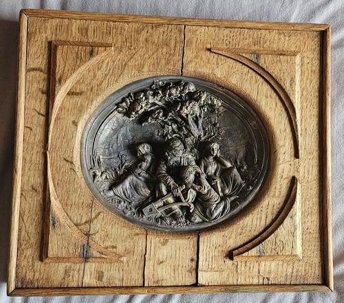 Bas relief ovale - , en