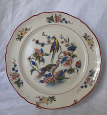 Assiette plate en faïence