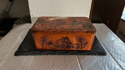 Boite métallique vintage