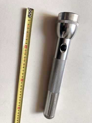 Lampe torche professionnelle - lampe-torche,