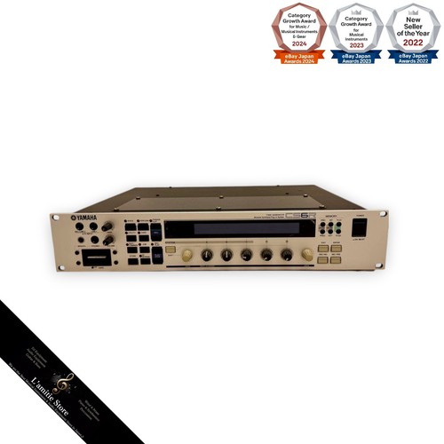 Synthétiseur module source