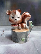 Ancienne Tirelire Écureuil