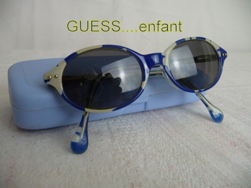 Guess lunettes solaire enfant - lunettes,