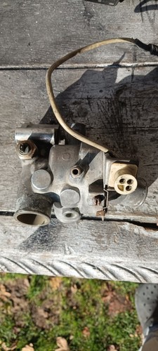 Boitier thermostat bmw e12 - boitier,