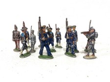 Ancienne Figurine en Aluminium