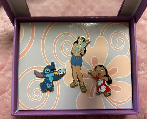 Disney mall stitch - disney, pins