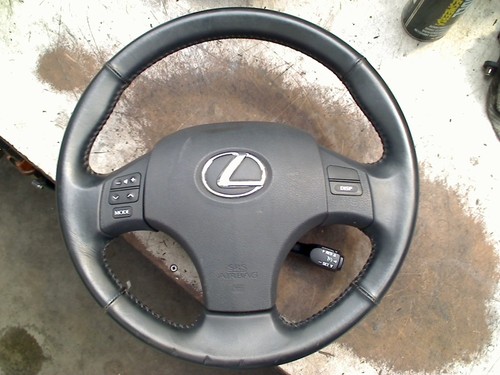 Volant direction lexus - volant,
