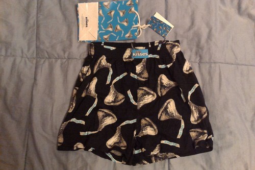 New men hershey kisses - men's,